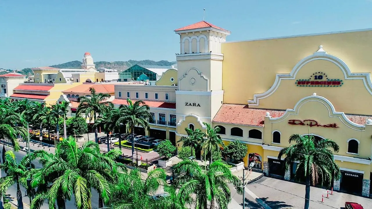Mega Suite Junto Al San Marino Shopping Guayaquil 0*,