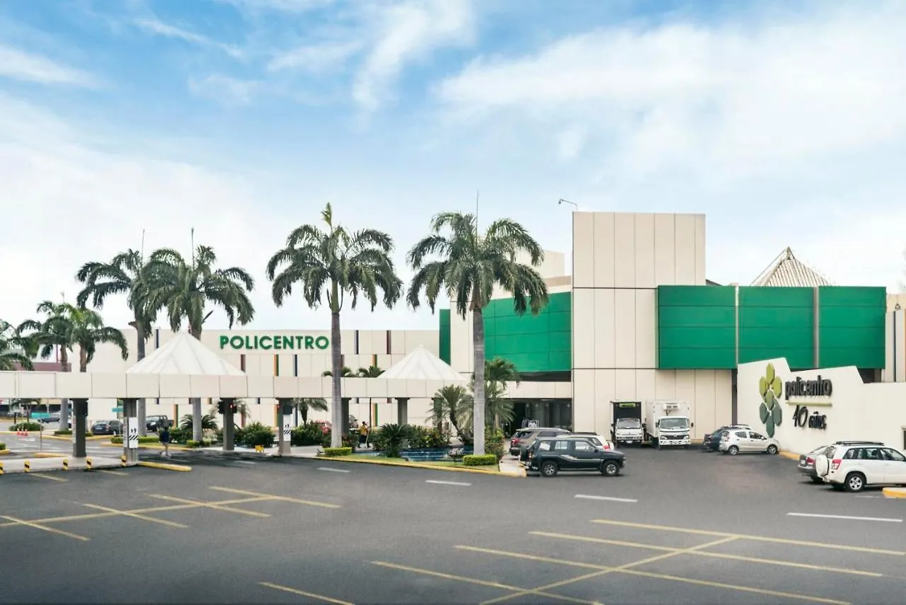 Mega Suite Junto Al San Marino Shopping Guayaquil