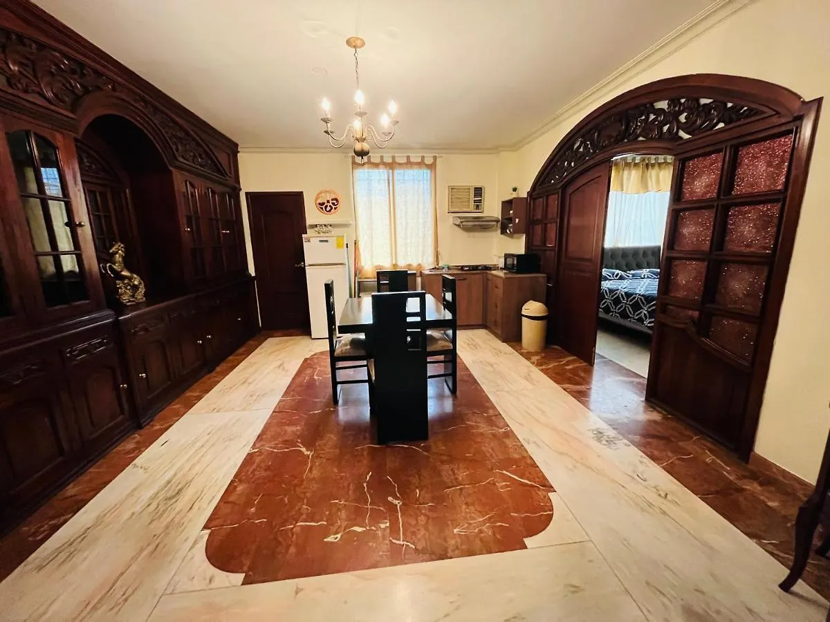 Mega Suite Junto Al San Marino Shopping Guayaquil Apartment